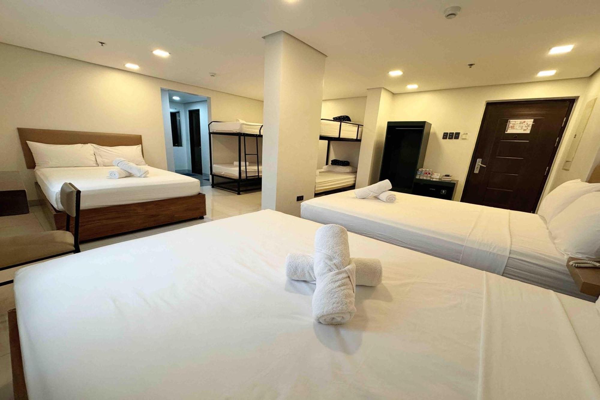 Belltower Csheli Suites Bantay - Vigan Kültér fotó